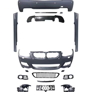 Kit Carrozzeria MT per <span class=keywords><strong>BMW</strong></span> <span class=keywords><strong>Serie</strong></span> <span class=keywords><strong>3</strong></span> E92 LCI, Stile MT con <span class=keywords><strong>Paraurti</strong></span> <span class=keywords><strong>Anteriore</strong></span>, Minigonne Laterali e <span class=keywords><strong>Paraurti</strong></span> Posteriore per Ricambi Auto E92 - Product Image 1