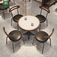 Table et chaise de bistrot, café, restaurant, hôtel, en bois contreplaqué multicouche, métal, durable, écologique, vente en gros, usage commercial et industriel