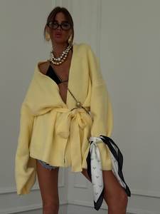 <span class=keywords><strong>Pull</strong></span> long uni simple européen et américain pour femmes, chemisier d'automne, col halterneck, lacets, col en V, mohair, manches longues, veste - Product Image 1