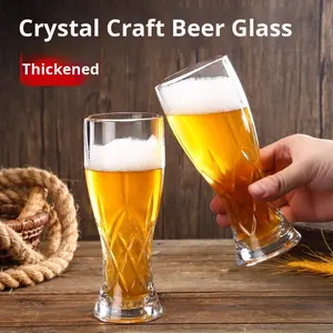 Chope à bière en verre texturé torsadé élégant avec une construction transparente comme du cristal pour les fêtes à la maison, les barbecues en plein air et la détente quotidienne - Product Image 3