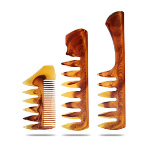 Peine de Estilismo para Hombre Amber, Peine de Dientes Anchos para Peinar el Cabello en Salón - Product Image 3