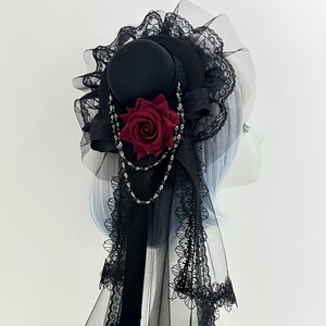 Accessoires de cheveux Lolita Fashion Gothique pour performance, avec voile sombre, rose sanglante en résine, chapeau rétro, épingle à cheveux et chaîne, pour cosplay - Product Image 6