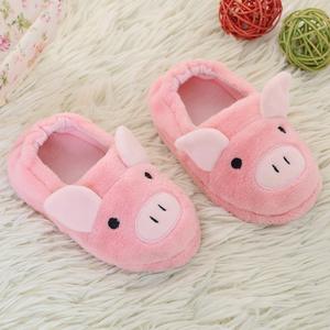 Nuove Pantofole in Peluche per Bambini 1-6 Anni, Calde Pantofole Invernali a Forma di Maialino con Tallone - Product Image 2