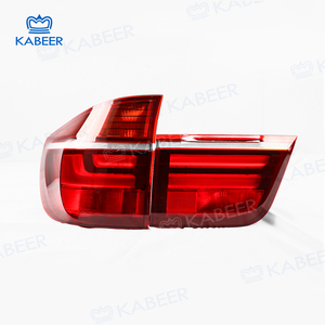 Feu arrière modifié Kabeer E70 pour BMW X5 2006-2013 E70 feu arrière pour mettre à niveau vers un nouveau style de feu arrière - Product Image 1