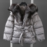 Tyan Brasilien 2026 Neue Daunenjacke mit Großem Fuchspelzkragen für Damen Mittellange Lose Passform Hochwertiger Pelzmantel
