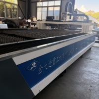 Máquina de Corte Láser de Fibra CNC JINDAJIN 6000W 3015 FSTEC 4000E para Corte de Chapa Metálica en Talleres en EE. UU., 220V 60Hz con Garantía