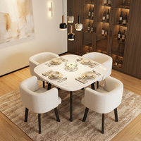 Table carrée de luxe nordique + fauteuils rembourrés, texture marbre pour la maison et le bureau
