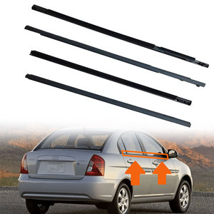 Guarnizione Finestrino Auto per <span class=keywords><strong>Hyundai</strong></span> Accent 2006-2011 82210 1E000 82220 1E000 83210 1E000 83220 1E000 - Product Image 1