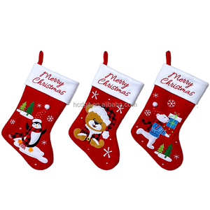 Calcetines Navideños Rojos Bordados Personalizables, Estilo Tradicional, Poliéster Ecológico, Árbol de Navidad, Acebo, <span class=keywords><strong>Hohoho</strong></span>, Fábrica - Product Image 5
