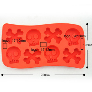 Cấp Thực Phẩm Silicone Skull <span class=keywords><strong>Ice</strong></span> <span class=keywords><strong>Cube</strong></span> Khay 6 Khoang Halloween Chủ Đề Đảng Decor Bar Phụ Kiện Cho Tự Làm Whiskey Cocktail - Product Image 6