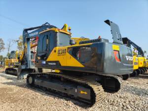 Pelle sur chenilles VOLVO EC240 d'occasion fabriquée en Suède moteur VOLVO d'origine 24ton EC200B EC210 EC290DL - Product Image 3