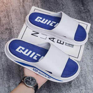 Sandalias de Verano para Hombre y Mujer, Tendencia de Moda, Suela Gruesa y Suave, Parte Superior de PVC, Forro de Algodón, Gránulos de Uva, para Usar en Casa - Product Image 1