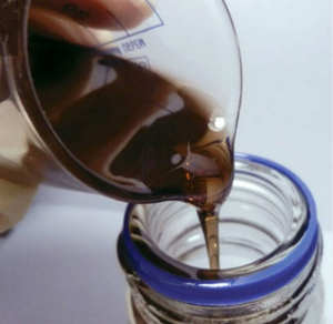 Ácido Sulfónico Líquido LABSA 96% de Grado Industrial, CAS 27176-87-0, Alta Calidad, Tambor de PE de 215 kg - Product Image 2