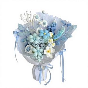 Bouquet de fleurs en crochet en polyester doux fait main - Design fini pour mariages, Noël et la Saint-Valentin, sacs inclus - Product Image 1