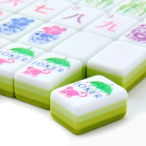Grosir HaloOne 4 Lapisan Akrilik American Mahjong Tiles Hijau Muda Mewah Set 160 Buah untuk Pecinta Permainan - Product Image 3