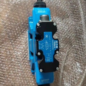 Válvula Proporcional Vickers KBDG5V 5 33CB0N E M2 PE7 H1 10 Control Electromagnético Hidráulico para Aceite Hidráulico - Product Image 2