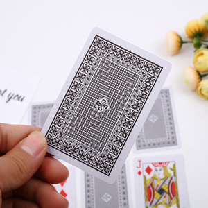Cartes à Jouer en Plastique Personnalisables de Haute Qualité, Écologiques et Durables, Jeu de Poker Flexible et Étanche pour le Divertissement Familial - Product Image 6