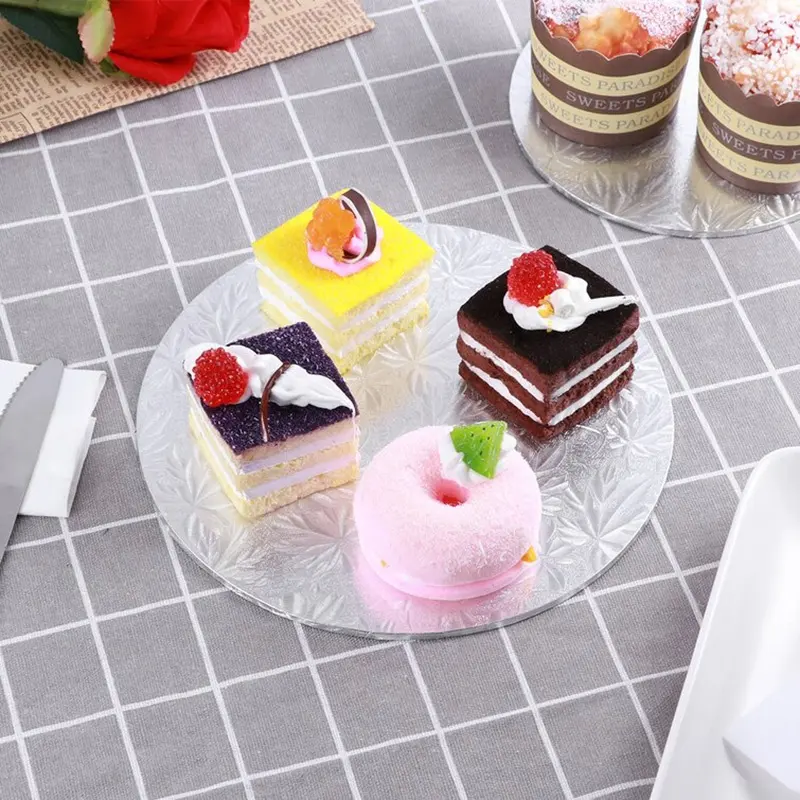 Papan kue bulat kualitas tinggi dasar kue perak papan kue tertutup khusus