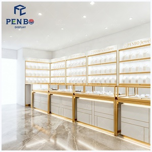 Vitrine de luxe en contreplaqué et verre pare-balles pour bijouterie, design intérieur personnalisé avec logo pour magasin de bijoux - Product Image 4