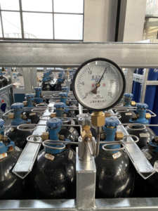 Cilindro de gas personalizable de 300Bar con certificación DOT TPED, resistente a la corrosión, <span class=keywords><strong>3</strong></span>*<span class=keywords><strong>3</strong></span>/4*4 bastidores, se adapta a gases industriales O2/N2/<span class=keywords><strong>Ar</strong></span>/mixtos - Product Image 6