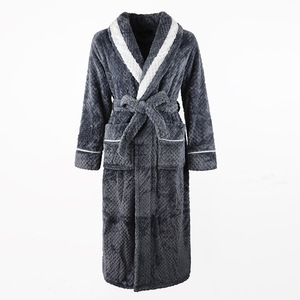 <span class=keywords><strong>Peignoir</strong></span> en flanelle à carreaux ananas d'hiver unisexe épaissi <span class=keywords><strong>grande</strong></span> <span class=keywords><strong>taille</strong></span> longueur au genou Robe tissée à la mode pour les couples - Product Image 5