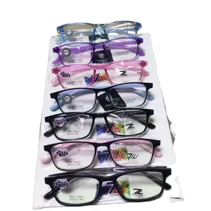 2023 Beliebte Trendy Women Fashion Designed Kunststoff Anti Blaulicht Rahmen Brillen Lesebrille Brillen