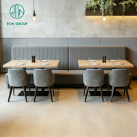 Chaise, table, canapé et banquette durables en bois et velours, de qualité commerciale, au design moderne et luxueux, pour hôtels, cafés, salons de thé et restaurants
