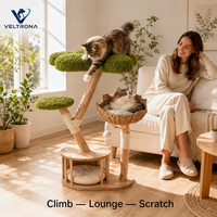 Arbre à chat en bois avec perchoir floral, panier tressé et griffoir en sisal, mobilier d'intérieur, vente en gros