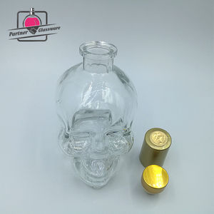 <span class=keywords><strong>Bouteille</strong></span> <span class=keywords><strong>de</strong></span> vin en verre transparent vide <span class=keywords><strong>de</strong></span> 800 ml en forme <span class=keywords><strong>de</strong></span> crâne, fournisseur d'usine, avec bouchon - Product Image 5