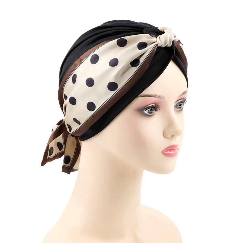 Black wave dot