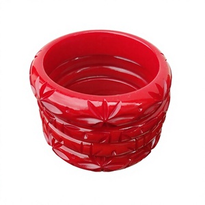 High Carved <b>Red</b> Ceramic Resin Bangle Bangles With Leaf Pattern Classic Stylish Design Unisex Jewelry Gift Wedding Party Woman - Product Image 1