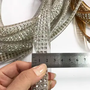 Sepatu mewah mengkilap 2.5cm, sandal tali berlian dengan strip kristal berlian air