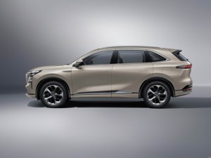 Voiture d'occasion Changan CS75 Plus à vendre, modèle 2022, SUV de luxe 5 places, essence, prix usine - Product Image 2