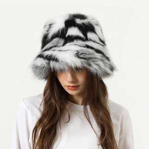 Sombrero de Pescador de Pelo Sintético Colorido de Moda Casual para Mujer, Cálido, de Piel Sintética, para Invierno, 2023 - Product Image 1