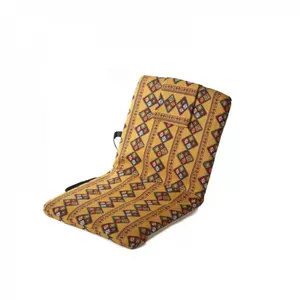 带衬垫背插孔中东风格地面椅子，带可调节靠背的sadu织物图案