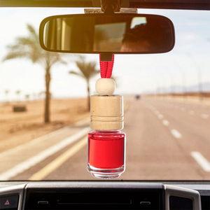 5ml vente en gros, odeur de fleur initiale, <span class=keywords><strong>parfum</strong></span> de voiture personnalisé, pendentif, désodorisant de voiture suspendu - Product Image 2