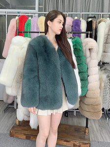 <span class=keywords><strong>Manteau</strong></span> de fourrure de renard en peau entière classique de luxe personnalisé en gros femmes <span class=keywords><strong>manteau</strong></span> de fourrure classique <span class=keywords><strong>court</strong></span> pour jeunes femmes - Product Image 4