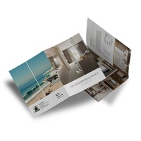 Feuillet plié personnalisable en papier d'art de haute qualité, impression numérique CMYK avec pelliculage, couleur exquise