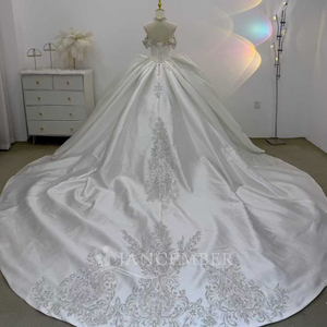 Robe de mariée grande taille en dentelle Lsjj131, robes de bal de luxe en satin brillant avec strass, jupe de princesse ivoire pour la mère de la mariée - Product Image 4
