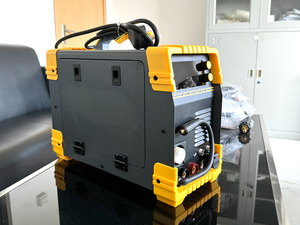 Máquina de soldadura con inversor SANYU <span class=keywords><strong>MIG</strong></span>/TIG/MMA/CUT 4 en <span class=keywords><strong>1</strong></span> Soldador 110V/220V Voltaje dual - Product Image 3