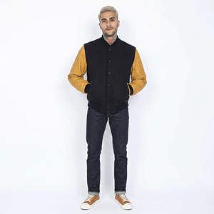Chaqueta Varsity Premium Personalizada para Hombre 2025 con Cuello Alto, Bordado de Letras, Logotipo Personalizado y Parches para Invierno - Product Image 1
