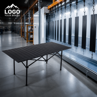 Table de pique-nique pliable d'extérieur en acier au carbone robuste avec plateau en aluminium résistant à la rouille, logo personnalisé OEM, toutes saisons