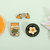Koop Me Boeken En Noem Me Mooie Email Pin Grappig Leescitaat Broche Revers Badge Sieraden Cadeau Winkel Liefhebber Groothandel