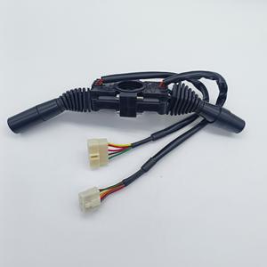 Interrupteur combiné Doosan pour chariot élévateur D20NXP D30NXP, commande de direction et de marche avant/arrière, pièce 30011403-00030 - Product Image 4