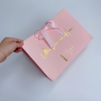 Sacs en papier à fond renforcé pour boutique, livraison rapide, vente en gros d'usine, haute qualité, impression personnalisée, dorure à chaud
