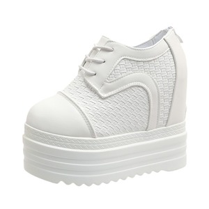 รองเท้าส้นเตารีดแบบผูกเชือกด้านหลัง หัวกลม สำหรับผู้หญิง ฤดูใบไม้ร่วง สไตล์ลำลอง พื้นหนา ไซส์ใหญ่ รองเท้าส้นเตารีดแบบสั้น - Product Image 1