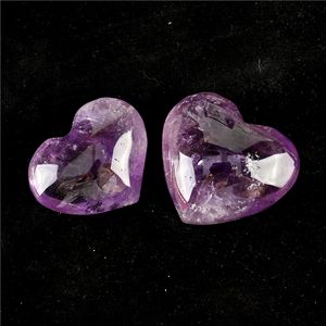 Cristal de Corazón de Amatista Natural de Alta Calidad Hecho a Mano para Decoración y Meditación - Product Image 6