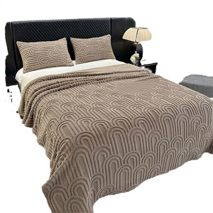 Funda de Sofá Moderna 100% Poliéster con Bordado Jacquard, Color Sólido, Acogedora, Suave, Cálida, Ecológica, Manta para Todas las Estaciones - Product Image 3