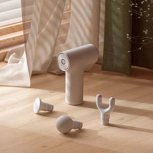 <span class=keywords><strong>Mijia</strong></span> Mini Fascia Gun <span class=keywords><strong>2C</strong></span> Dispositif en plastique gris foncé avec source d'alimentation USB pour une utilisation en hôtel - Product Image 4