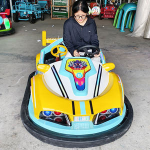 Voiture <span class=keywords><strong>tamponneuse</strong></span> électrique à dérive d'extérieur pour enfants Manèges intérieurs à piles Matériau en fibre de verre pour usage domestique - Product Image 4